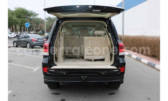 Buy Import Toyota Land Cruiser Black Car in Import - Dubai in Kailahun Buy Import Toyota Land Cruiser Black Car in Import - Dubai in Kailahun