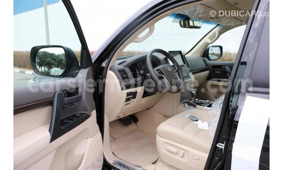 Buy Import Toyota Land Cruiser Black Car in Import - Dubai in Kailahun Buy Import Toyota Land Cruiser Black Car in Import - Dubai in Kailahun