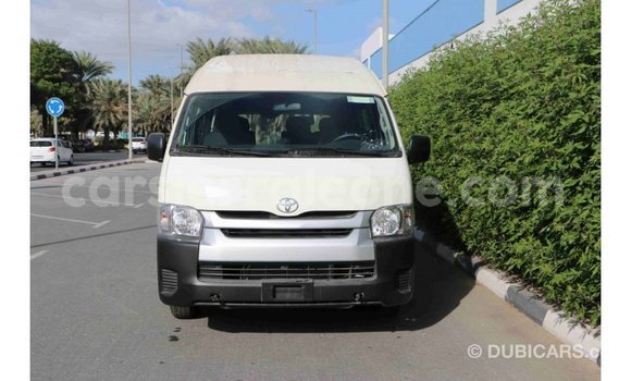 Buy Import Toyota Hiace White Car in Import - Dubai in Kailahun Buy Import Toyota Hiace White Car in Import - Dubai in Kailahun