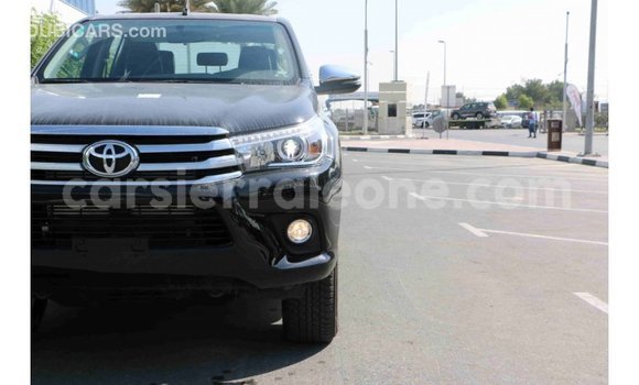 Acheter Import Voiture Toyota Hilux Noir à Import - Dubai, Kailahun Acheter Import Voiture Toyota Hilux Noir à Import - Dubai, Kailahun