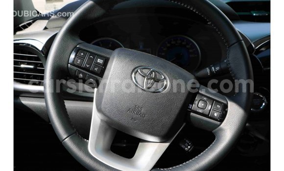 Acheter Import Voiture Toyota Hilux Noir à Import - Dubai, Kailahun Acheter Import Voiture Toyota Hilux Noir à Import - Dubai, Kailahun