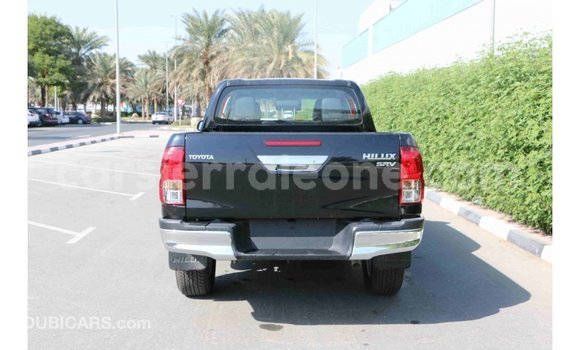 Acheter Import Voiture Toyota Hilux Noir à Import - Dubai, Kailahun Acheter Import Voiture Toyota Hilux Noir à Import - Dubai, Kailahun