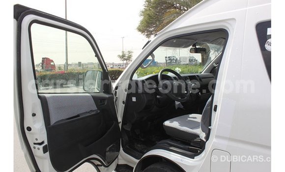 Acheter Import Voiture Toyota Hiace Blanc à Import - Dubai, Kailahun Acheter Import Voiture Toyota Hiace Blanc à Import - Dubai, Kailahun