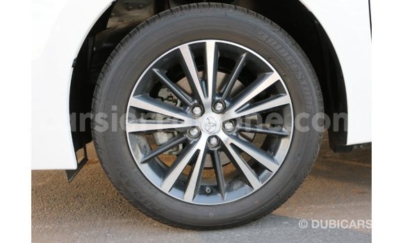 Acheter Import Voiture Toyota Corolla Blanc à Import - Dubai, Kailahun Acheter Import Voiture Toyota Corolla Blanc à Import - Dubai, Kailahun