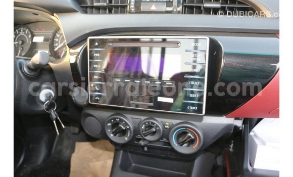 Buy Import Toyota Hilux White Car in Import - Dubai in Kailahun Buy Import Toyota Hilux White Car in Import - Dubai in Kailahun