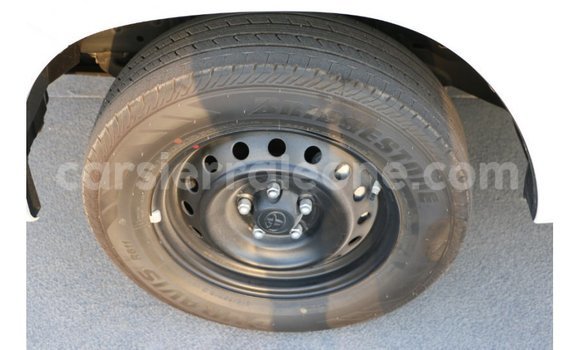 Buy Import Toyota Hilux White Car in Import - Dubai in Kailahun Buy Import Toyota Hilux White Car in Import - Dubai in Kailahun
