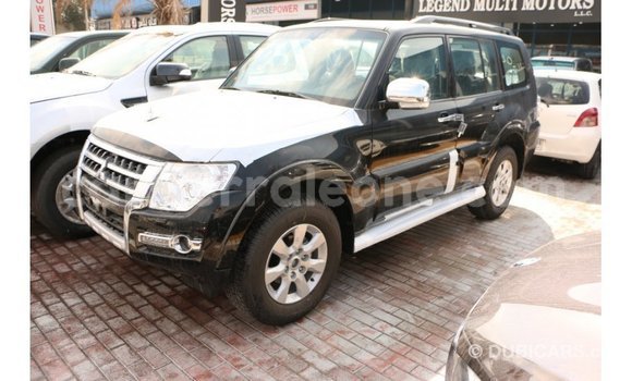 Acheter Import Voiture Mitsubishi Pajero Noir à Import - Dubai, Kailahun Acheter Import Voiture Mitsubishi Pajero Noir à Import - Dubai, Kailahun