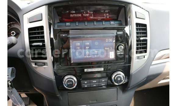 Acheter Import Voiture Mitsubishi Pajero Noir à Import - Dubai, Kailahun Acheter Import Voiture Mitsubishi Pajero Noir à Import - Dubai, Kailahun