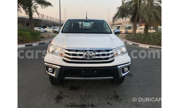 Buy Import Toyota Hilux White Car in Import - Dubai in Kailahun Buy Import Toyota Hilux White Car in Import - Dubai in Kailahun