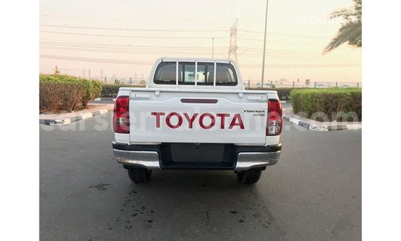 Buy Import Toyota Hilux White Car in Import - Dubai in Kailahun Buy Import Toyota Hilux White Car in Import - Dubai in Kailahun