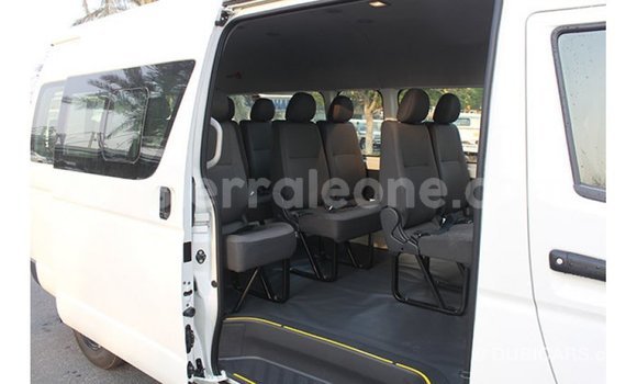 Buy Import Toyota Hiace White Car in Import - Dubai in Kailahun Buy Import Toyota Hiace White Car in Import - Dubai in Kailahun