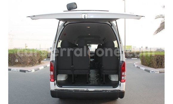 Buy Import Toyota Hiace White Car in Import - Dubai in Kailahun Buy Import Toyota Hiace White Car in Import - Dubai in Kailahun