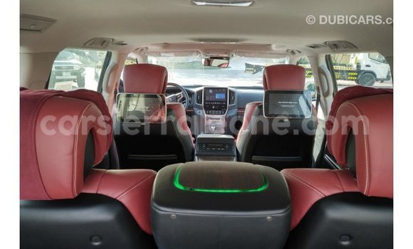 Buy Import Toyota Land Cruiser Black Car in Import - Dubai in Kailahun Buy Import Toyota Land Cruiser Black Car in Import - Dubai in Kailahun