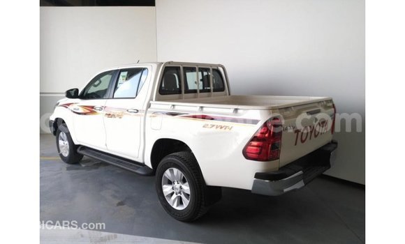 Buy Import Toyota Hilux White Car in Import - Dubai in Kailahun Buy Import Toyota Hilux White Car in Import - Dubai in Kailahun