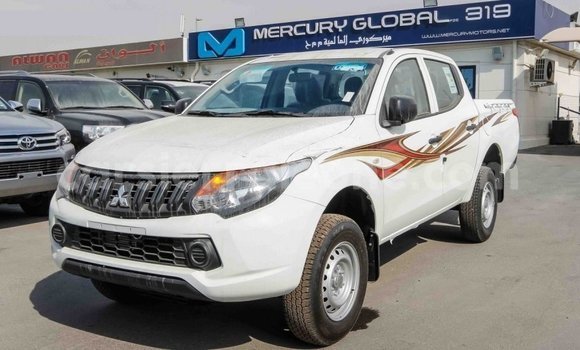 Buy Import Mitsubishi L200 White Car in Import - Dubai in Kailahun Buy Import Mitsubishi L200 White Car in Import - Dubai in Kailahun