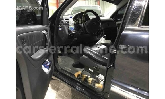 Buy Import Mercedes‒Benz 190 (W201) Blue Car in Import - Dubai in Kailahun Buy Import Mercedes‒Benz 190 (W201) Blue Car in Import - Dubai in Kailahun