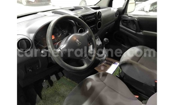 Buy Import Peugeot Partner White Car in Import - Dubai in Kailahun Buy Import Peugeot Partner White Car in Import - Dubai in Kailahun