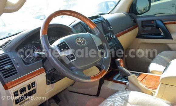 Acheter Import Voiture Toyota Land Cruiser Autre à Import - Dubai, Kailahun Acheter Import Voiture Toyota Land Cruiser Autre à Import - Dubai, Kailahun