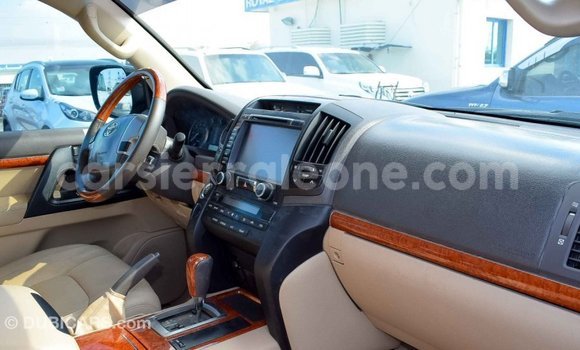 Buy Import Toyota Land Cruiser Black Car in Import - Dubai in Kailahun Buy Import Toyota Land Cruiser Black Car in Import - Dubai in Kailahun