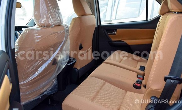Buy Import Toyota Fortuner White Car in Import - Dubai in Kailahun Buy Import Toyota Fortuner White Car in Import - Dubai in Kailahun