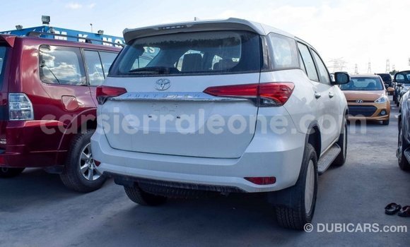 Buy Import Toyota Fortuner White Car in Import - Dubai in Kailahun Buy Import Toyota Fortuner White Car in Import - Dubai in Kailahun