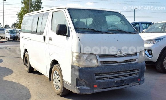 Buy Import Toyota Hiace White Car in Import - Dubai in Kailahun Buy Import Toyota Hiace White Car in Import - Dubai in Kailahun