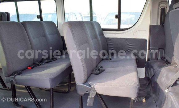 Buy Import Toyota Hiace White Car in Import - Dubai in Kailahun Buy Import Toyota Hiace White Car in Import - Dubai in Kailahun