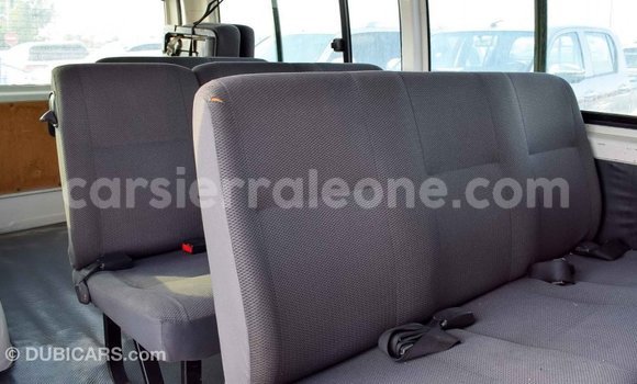 Buy Import Toyota Hiace White Car in Import - Dubai in Kailahun Buy Import Toyota Hiace White Car in Import - Dubai in Kailahun