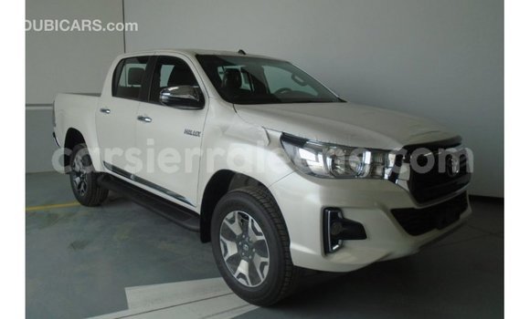 Buy Import Toyota Hilux White Car in Import - Dubai in Kailahun Buy Import Toyota Hilux White Car in Import - Dubai in Kailahun