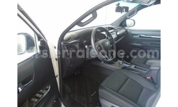 Buy Import Toyota Hilux White Car in Import - Dubai in Kailahun Buy Import Toyota Hilux White Car in Import - Dubai in Kailahun