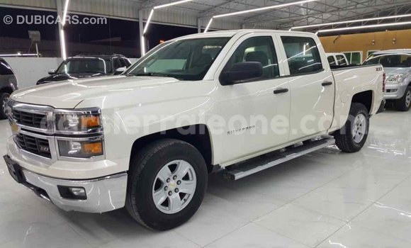 Buy Import Chevrolet Silverado White Car in Import - Dubai in Kailahun Buy Import Chevrolet Silverado White Car in Import - Dubai in Kailahun