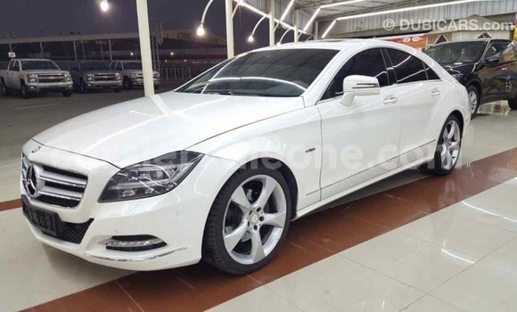 Buy Import Mercedes‒Benz 190 (W201) White Car in Import - Dubai in Kailahun Buy Import Mercedes‒Benz 190 (W201) White Car in Import - Dubai in Kailahun