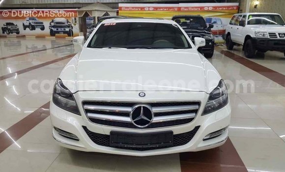 Buy Import Mercedes‒Benz 190 (W201) White Car in Import - Dubai in Kailahun Buy Import Mercedes‒Benz 190 (W201) White Car in Import - Dubai in Kailahun