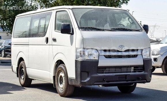 Buy Import Toyota Hiace White Car in Import - Dubai in Kailahun Buy Import Toyota Hiace White Car in Import - Dubai in Kailahun
