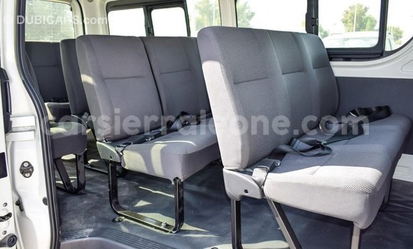 Buy Import Toyota Hiace White Car in Import - Dubai in Kailahun Buy Import Toyota Hiace White Car in Import - Dubai in Kailahun