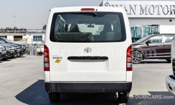 Buy Import Toyota Hiace White Car in Import - Dubai in Kailahun Buy Import Toyota Hiace White Car in Import - Dubai in Kailahun