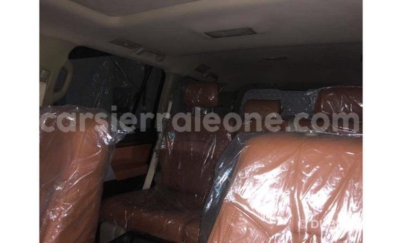 Acheter Import Voiture Toyota Land Cruiser Noir à Import - Dubai, Kailahun Acheter Import Voiture Toyota Land Cruiser Noir à Import - Dubai, Kailahun