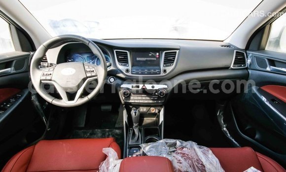 Acheter Import Voiture Hyundai Tucson Blanc à Import - Dubai, Kailahun Acheter Import Voiture Hyundai Tucson Blanc à Import - Dubai, Kailahun