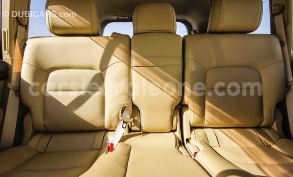 Buy Import Toyota Land Cruiser White Car in Import - Dubai in Kailahun Buy Import Toyota Land Cruiser White Car in Import - Dubai in Kailahun