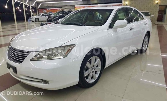 Buy Import Lexus ES White Car in Import - Dubai in Kailahun Buy Import Lexus ES White Car in Import - Dubai in Kailahun