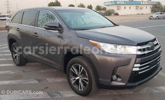 Buy Import Toyota Highlander Other Car in Import - Dubai in Kailahun Buy Import Toyota Highlander Other Car in Import - Dubai in Kailahun