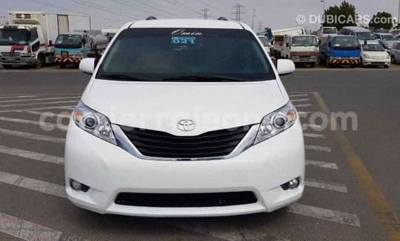 Buy Import Toyota Sienna White Car in Import - Dubai in Kailahun Buy Import Toyota Sienna White Car in Import - Dubai in Kailahun