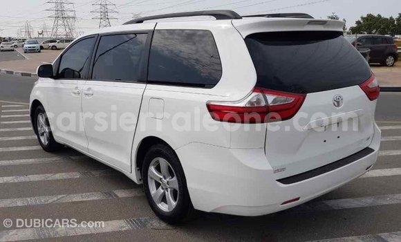 Buy Import Toyota Sienna White Car in Import - Dubai in Kailahun Buy Import Toyota Sienna White Car in Import - Dubai in Kailahun