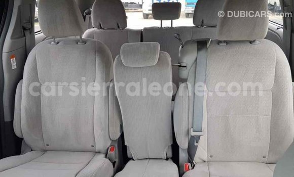 Buy Import Toyota Sienna White Car in Import - Dubai in Kailahun Buy Import Toyota Sienna White Car in Import - Dubai in Kailahun