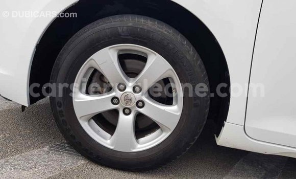 Buy Import Toyota Sienna White Car in Import - Dubai in Kailahun Buy Import Toyota Sienna White Car in Import - Dubai in Kailahun