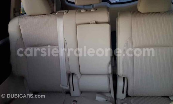 Buy Import Toyota Highlander White Car in Import - Dubai in Kailahun Buy Import Toyota Highlander White Car in Import - Dubai in Kailahun