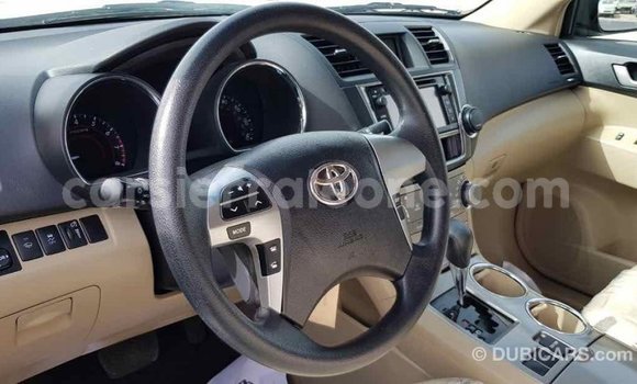 Buy Import Toyota Highlander Black Car in Import - Dubai in Kailahun Buy Import Toyota Highlander Black Car in Import - Dubai in Kailahun