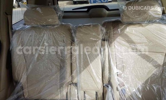 Buy Import Toyota Highlander Black Car in Import - Dubai in Kailahun Buy Import Toyota Highlander Black Car in Import - Dubai in Kailahun