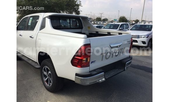 Buy Import Toyota Hilux White Car in Import - Dubai in Kailahun Buy Import Toyota Hilux White Car in Import - Dubai in Kailahun