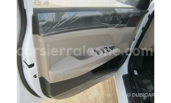 Buy Import Hyundai Elantra White Car in Import - Dubai in Kailahun Buy Import Hyundai Elantra White Car in Import - Dubai in Kailahun